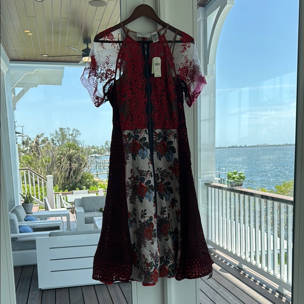 Elegant Floral Lace Dress